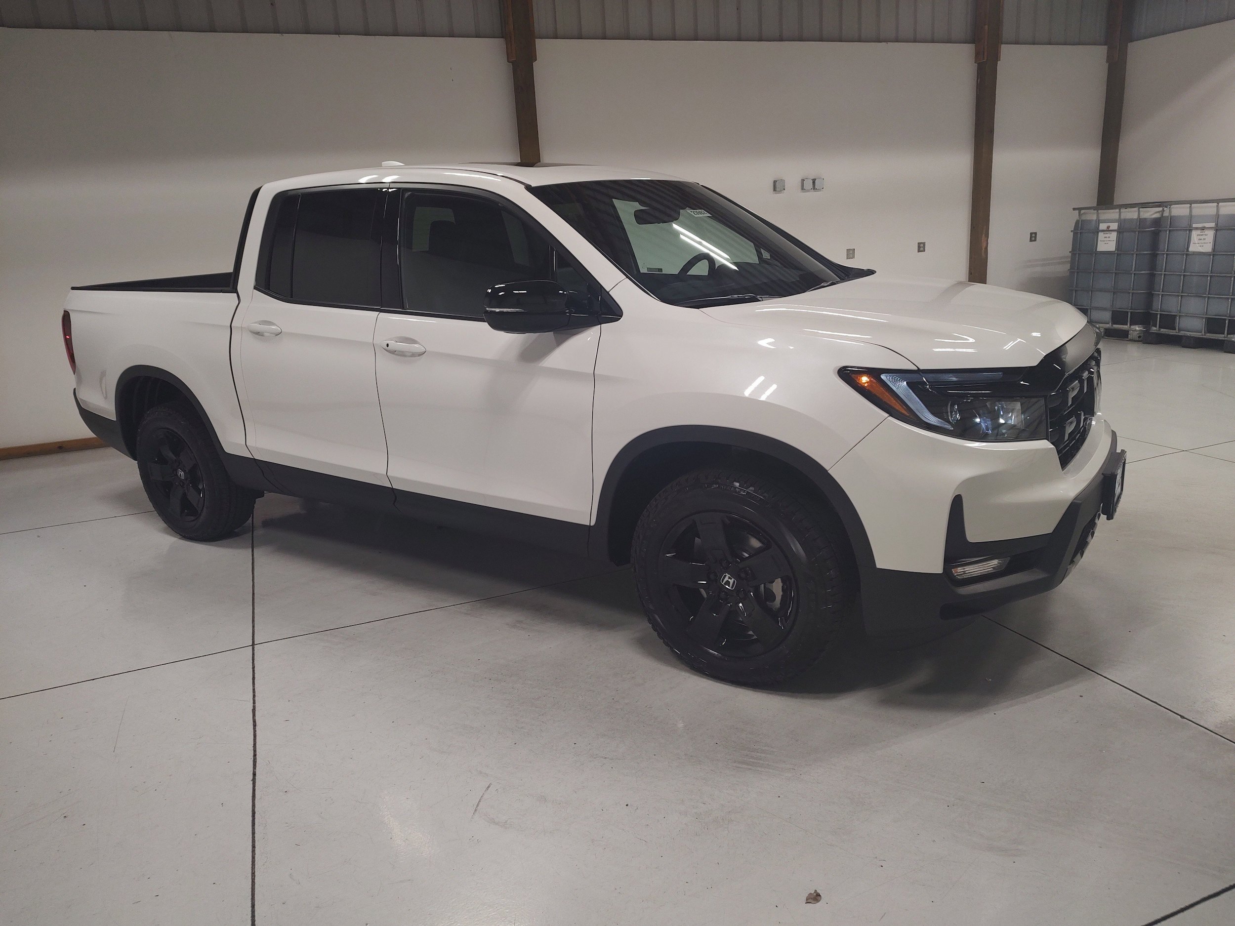 New 2026 Honda Ridgeline Black Edition image 2