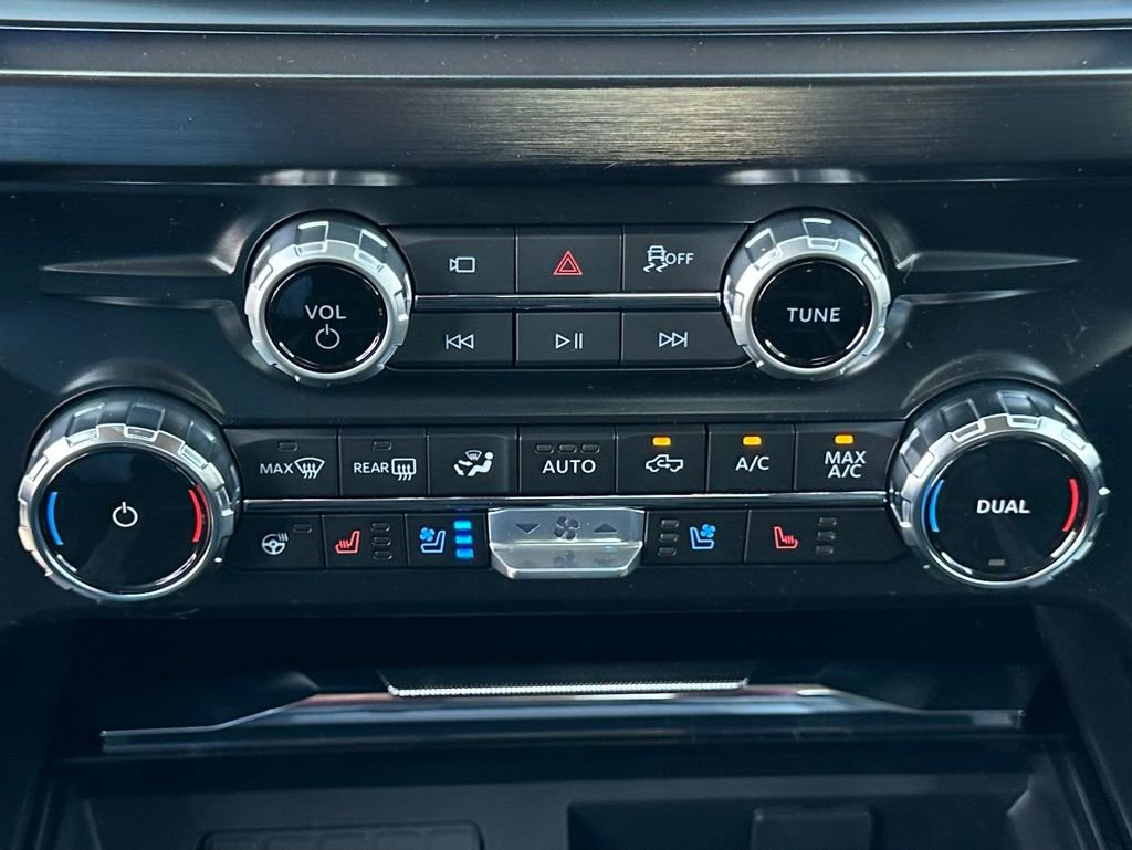 New 2026 Ford F350 Lariat RWD image 22