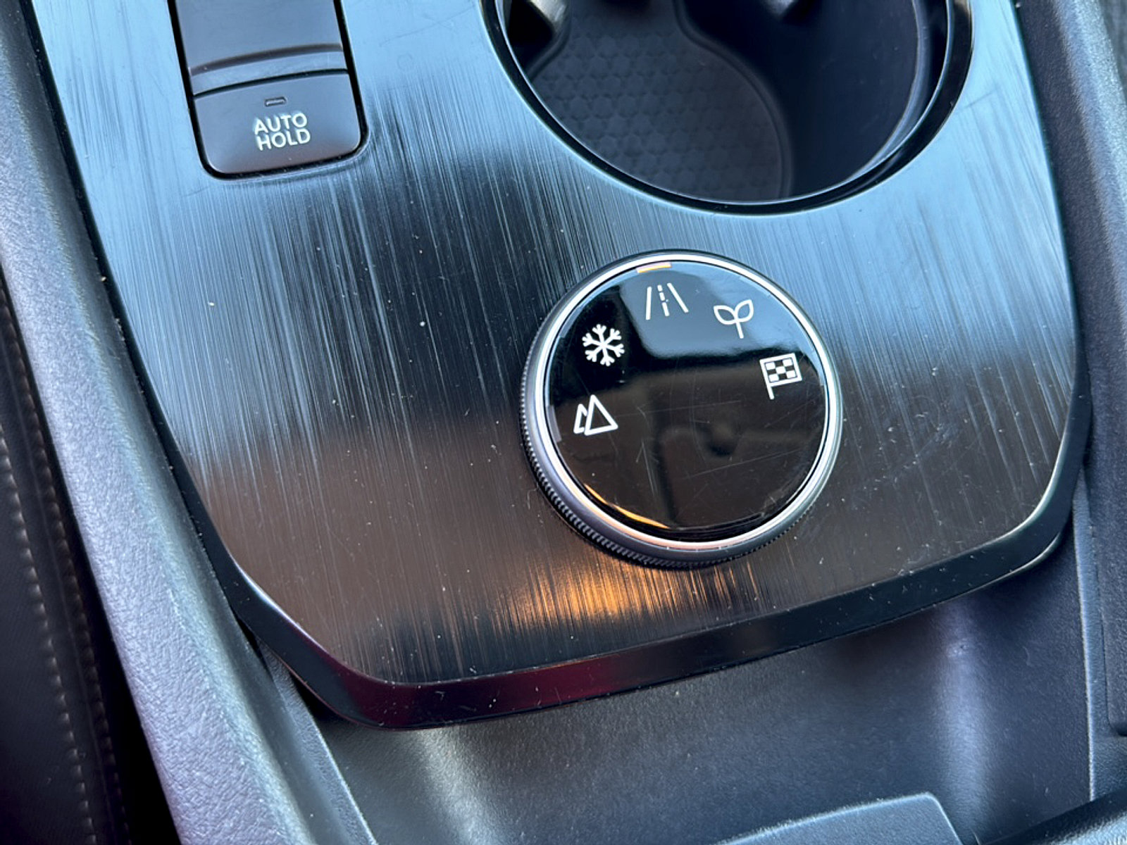 Used 2025 Nissan Rogue SV AWD/4WD image 13