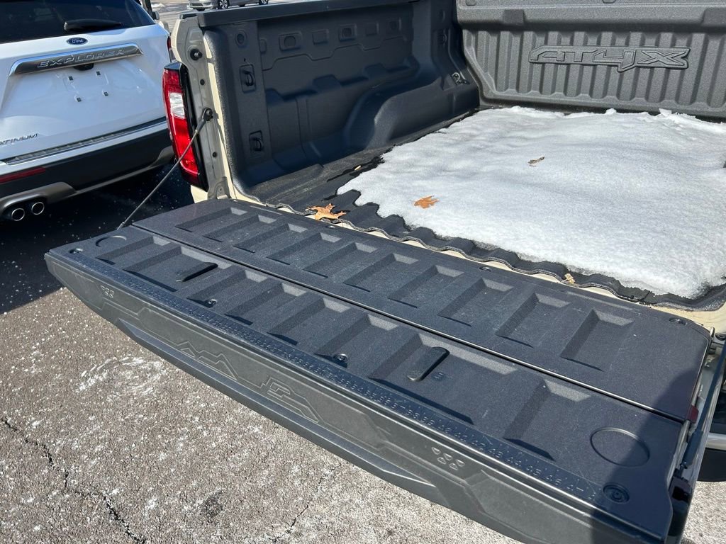 Used 2023 GMC Canyon AT4X image 10