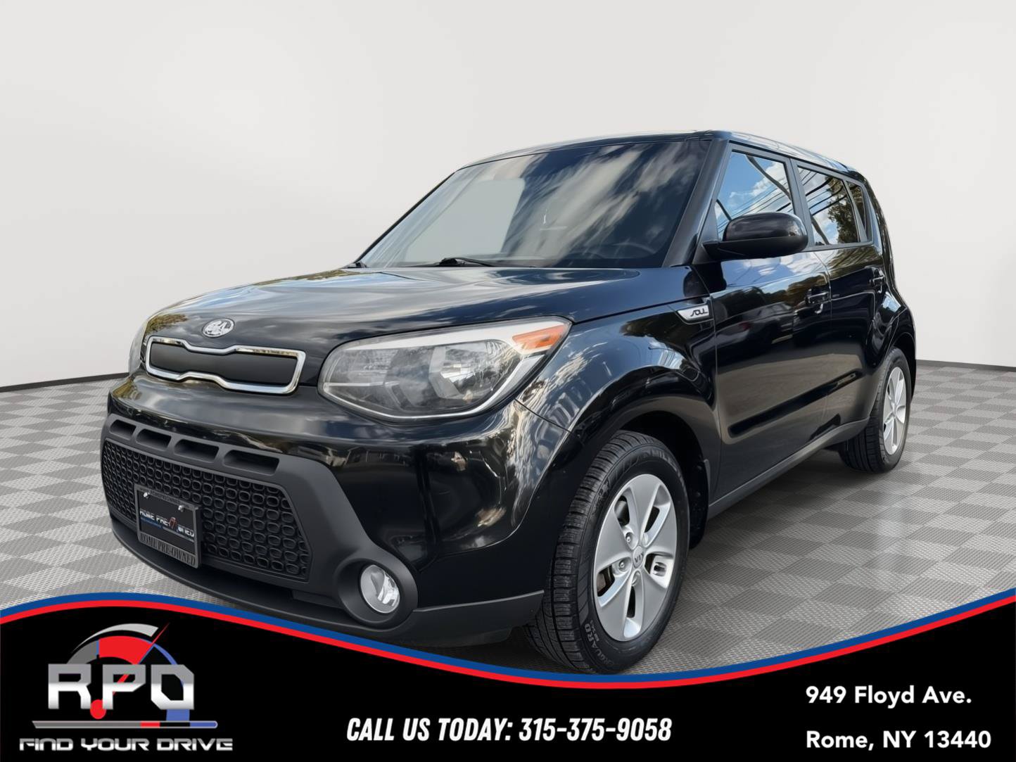 Used 2015 Kia Soul FWD image 1