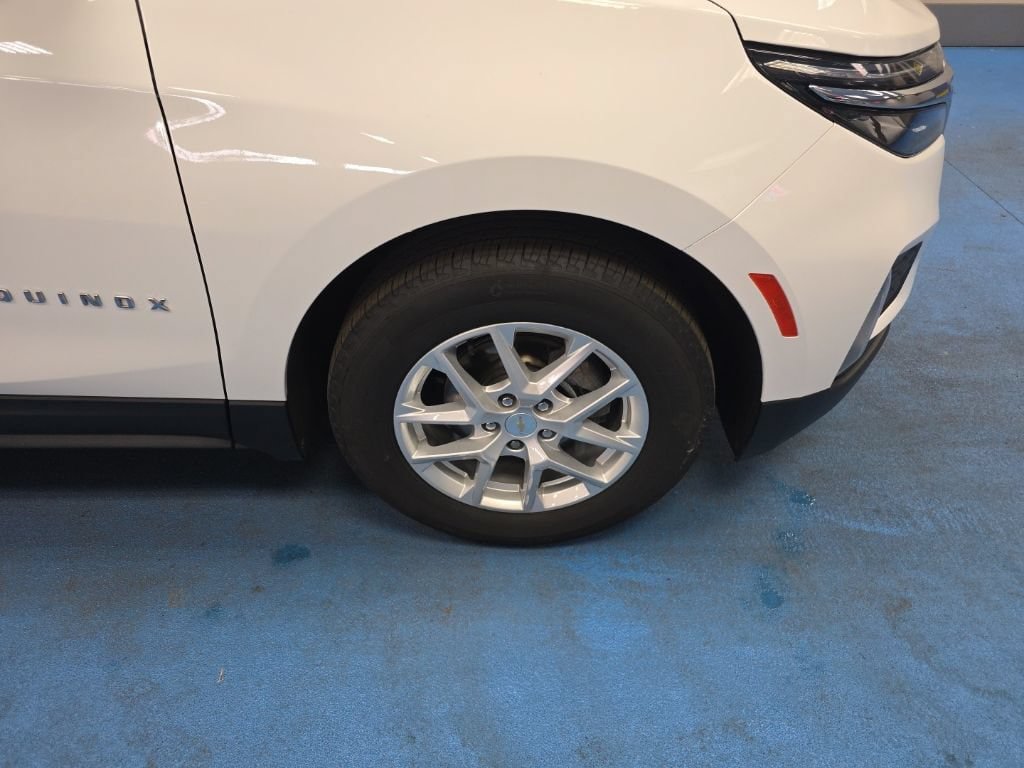 Certified 2024 Chevrolet Equinox LT FWD image 4