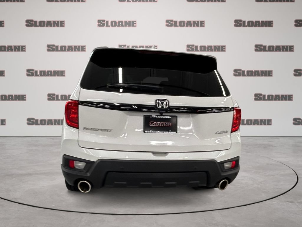 Certified 2025 Honda Passport EX-L image 4
