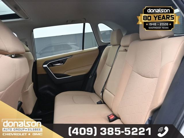 Used 2020 Toyota RAV4 XLE w/ Convenience Package image 11