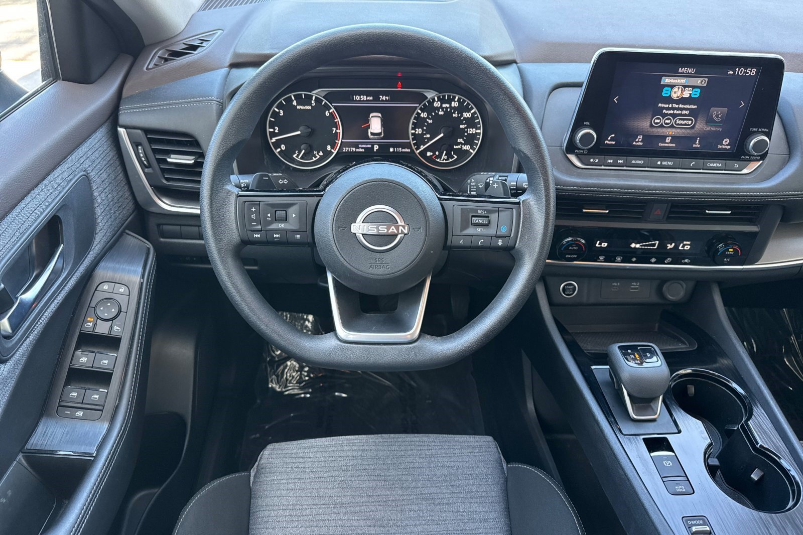 Used 2023 Nissan Rogue SV FWD image 27