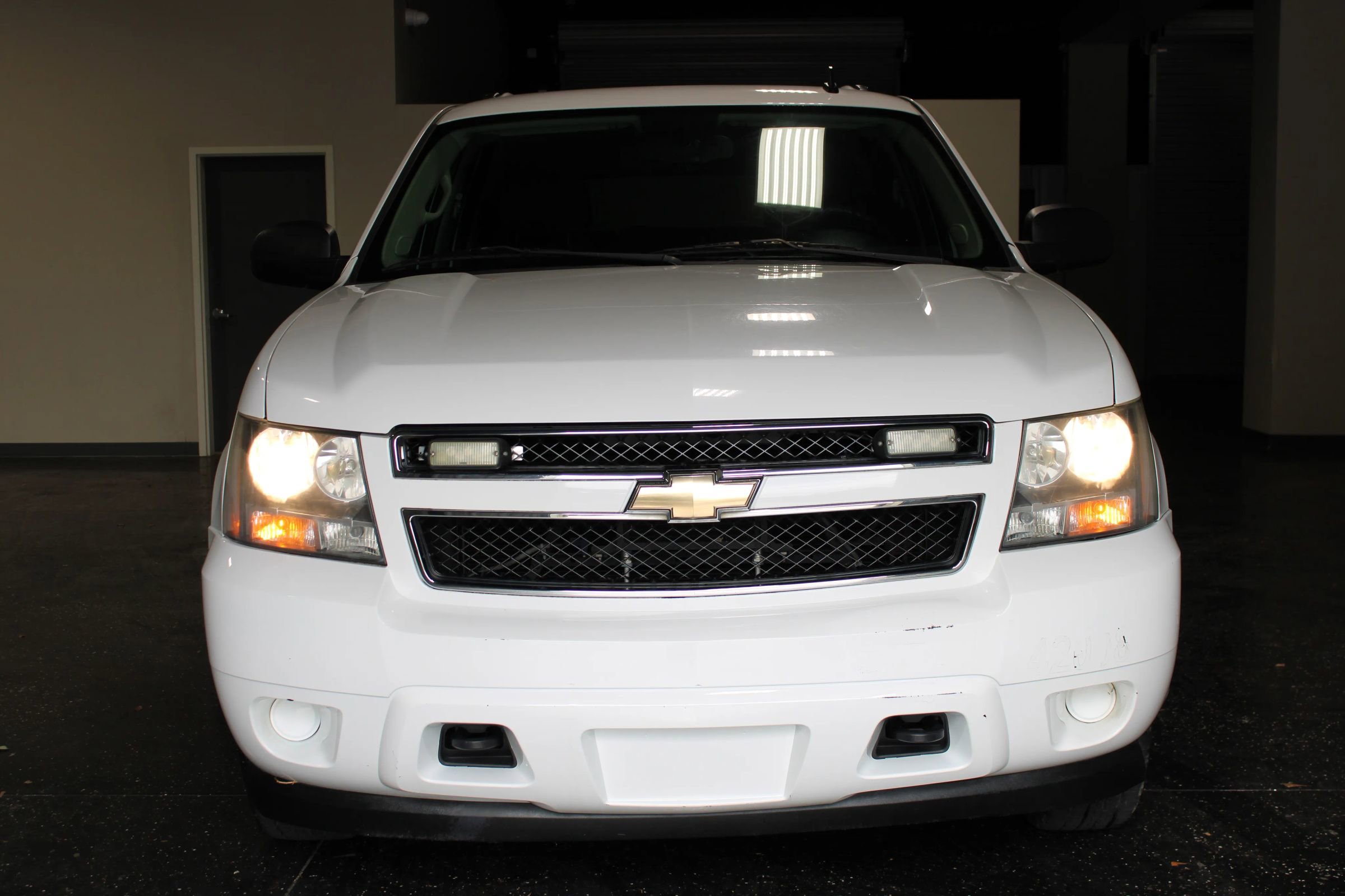 Used 2011 Chevrolet Suburban 2500 RWD image 7