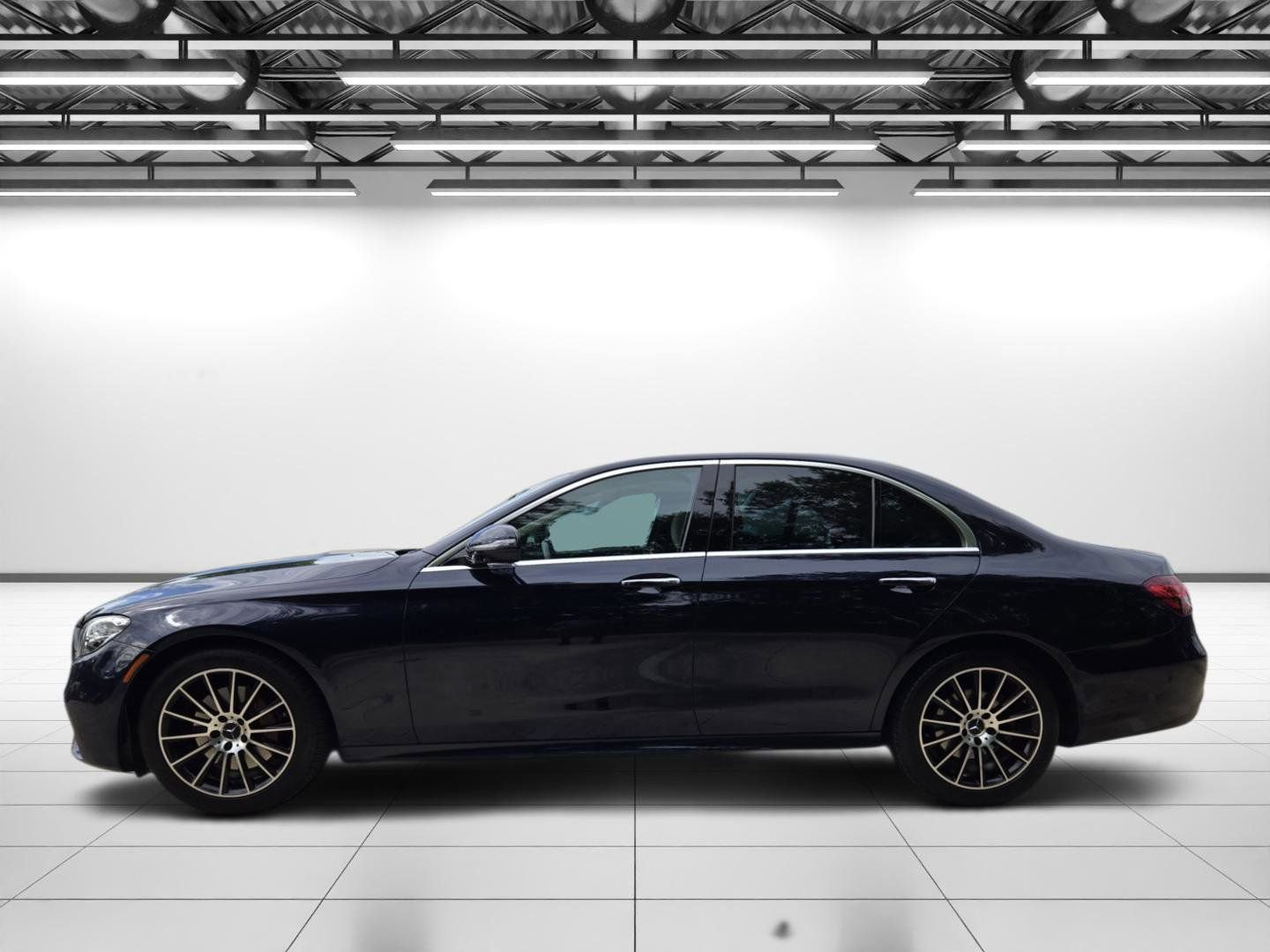 Used 2021 Mercedes-Benz E 350 4MATIC Sedan image 6