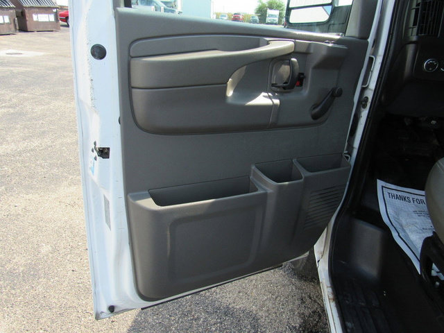 Used 2013 Chevrolet Express 2500 RWD image 27