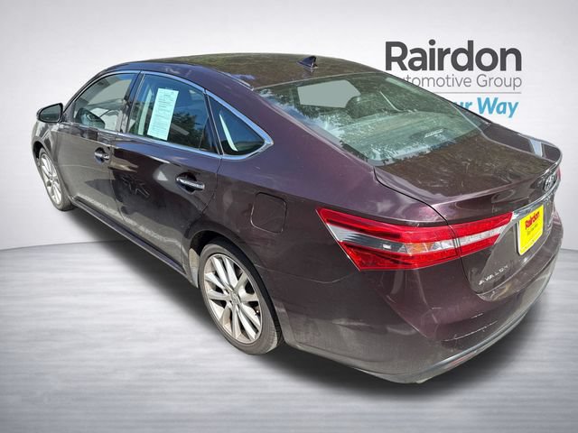 Used 2015 Toyota Avalon Limited w/ Technology Package FWD image 4