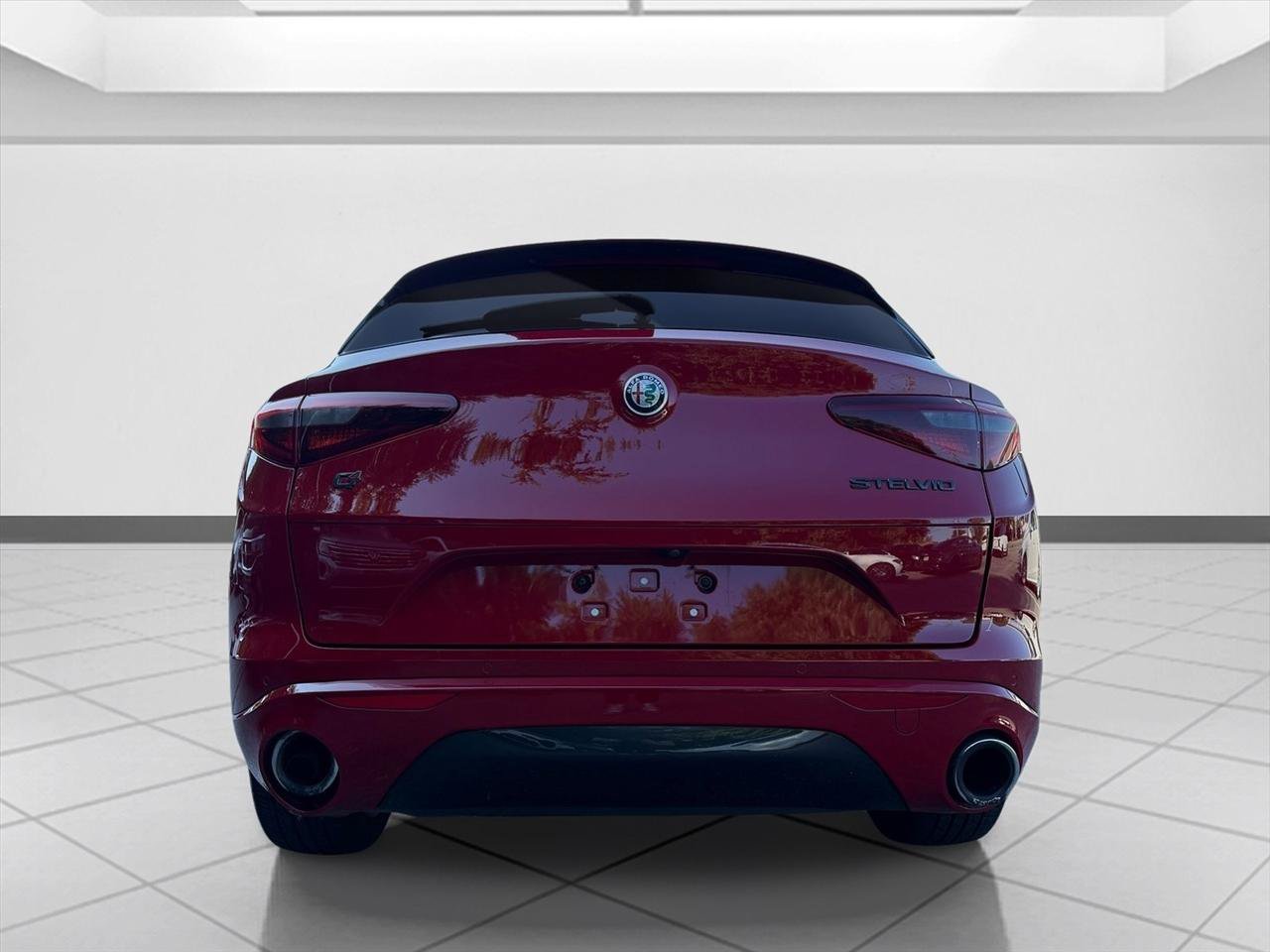 Used 2021 Alfa Romeo Stelvio Ti w/ Nero Edizione AWD/4WD image 4
