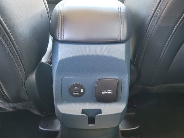 Certified 2024 Ford Maverick Lariat w/ Black Appearance Package image 15