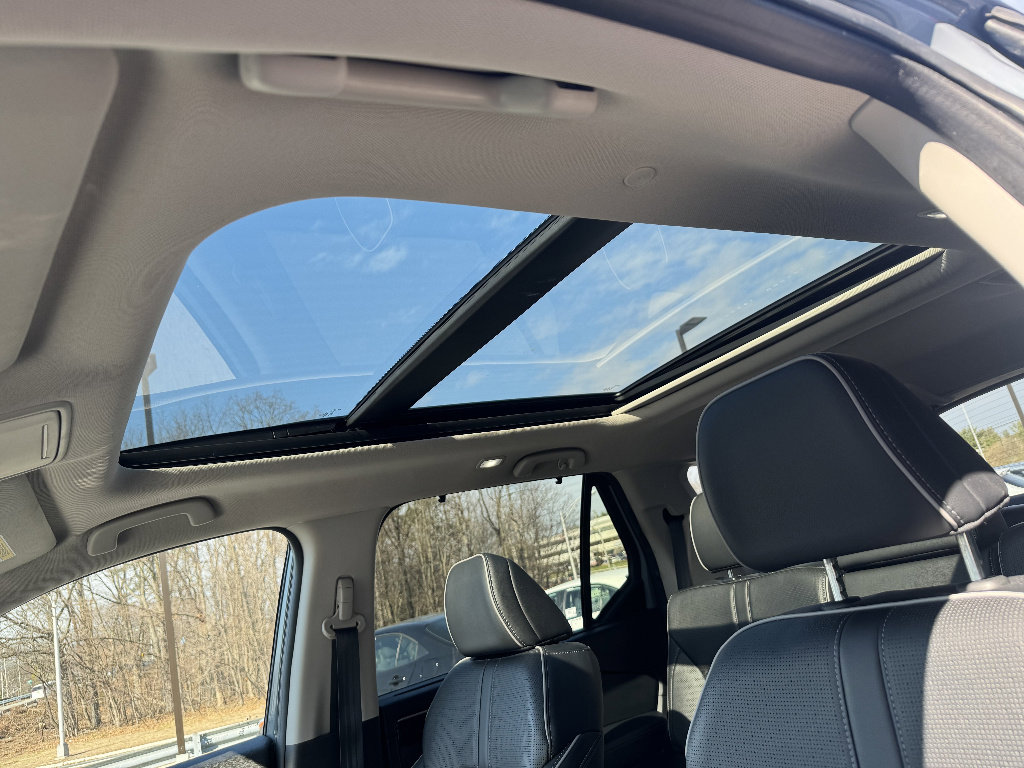 Used 2023 Honda Pilot Elite image 26