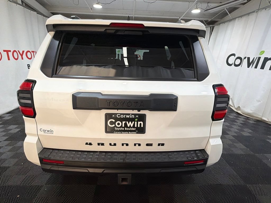 Used 2025 Toyota 4Runner SR5 AWD/4WD image 7