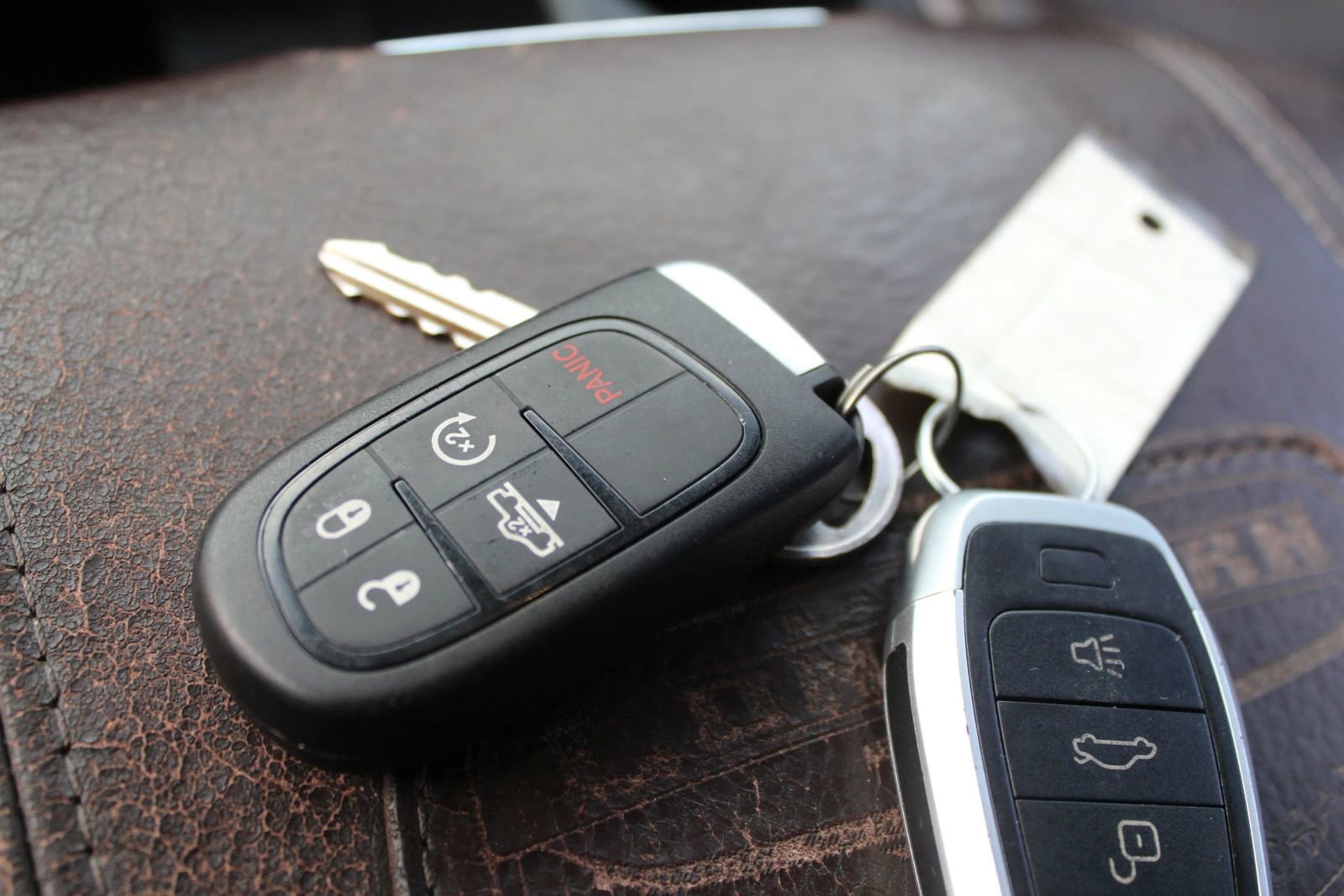 Used 2014 RAM 1500 Laramie Longhorn w/ Convenience Group image 21