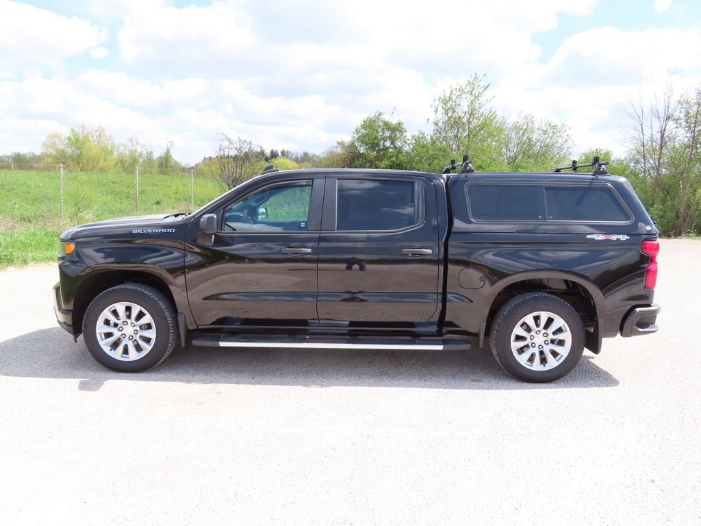 Certified 2020 Chevrolet Silverado 1500 Custom w/ Custom Value Package AWD/4WD image 3