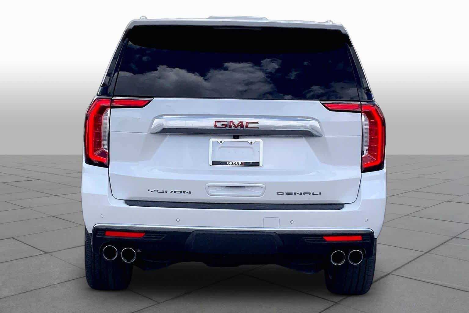 Used 2023 GMC Yukon XL Denali w/ Max Trailering Package AWD/4WD image 5