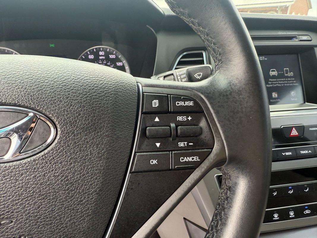 Used 2017 Hyundai Sonata Sport w/ Value Edition Package 02 image 12