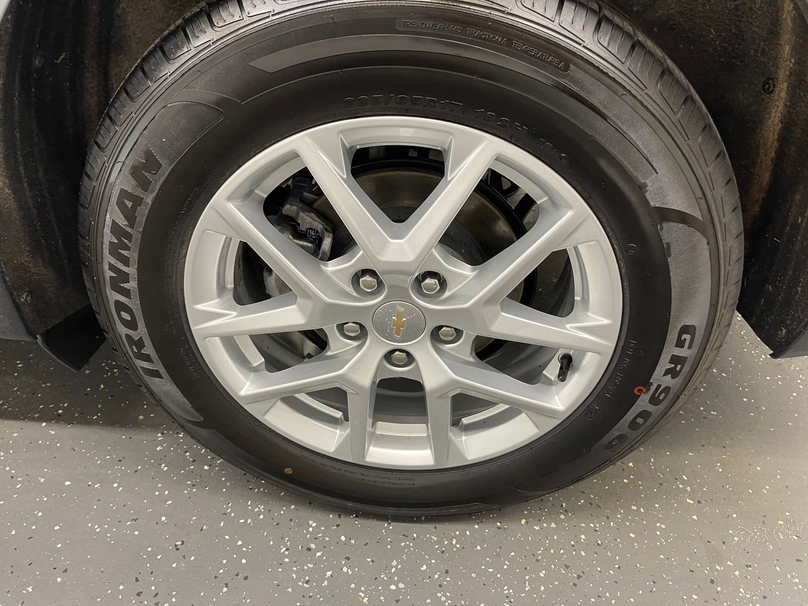 Used 2024 Chevrolet Equinox LT image 20