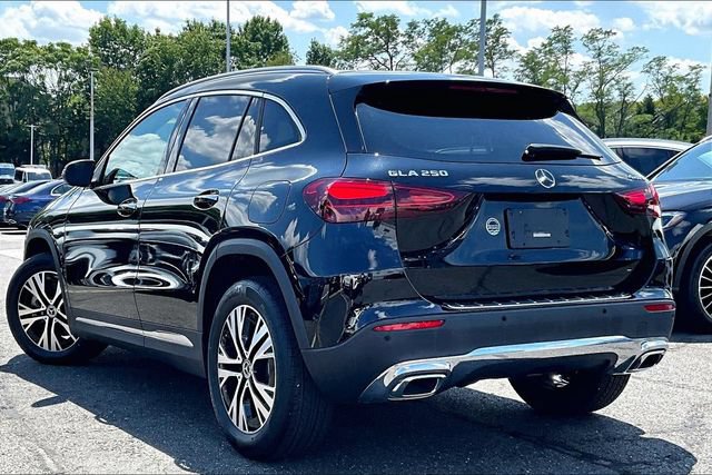 Used 2026 Mercedes-Benz GLA 250 4MATIC image 10