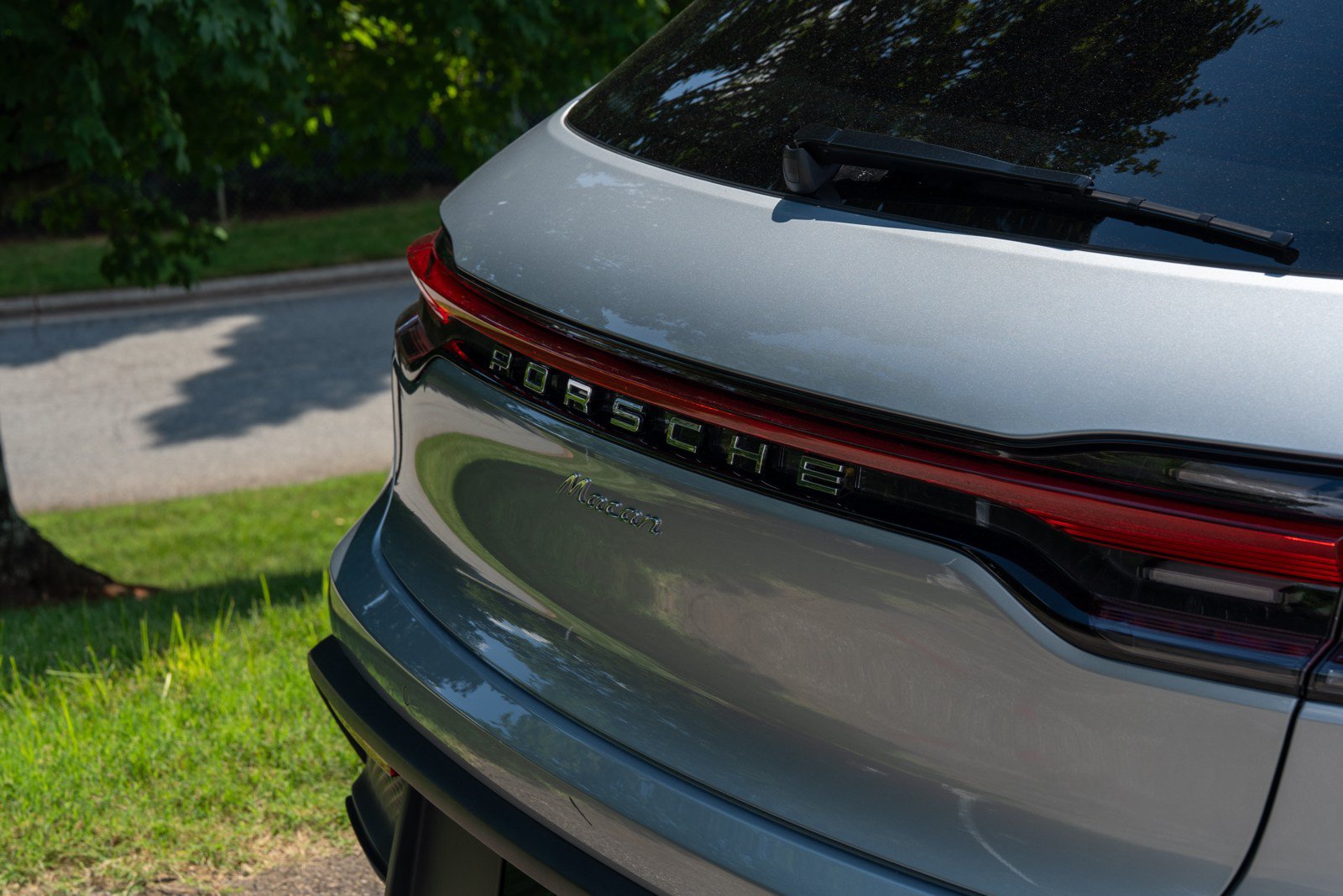Certified 2026 Porsche Macan AWD/4WD image 15