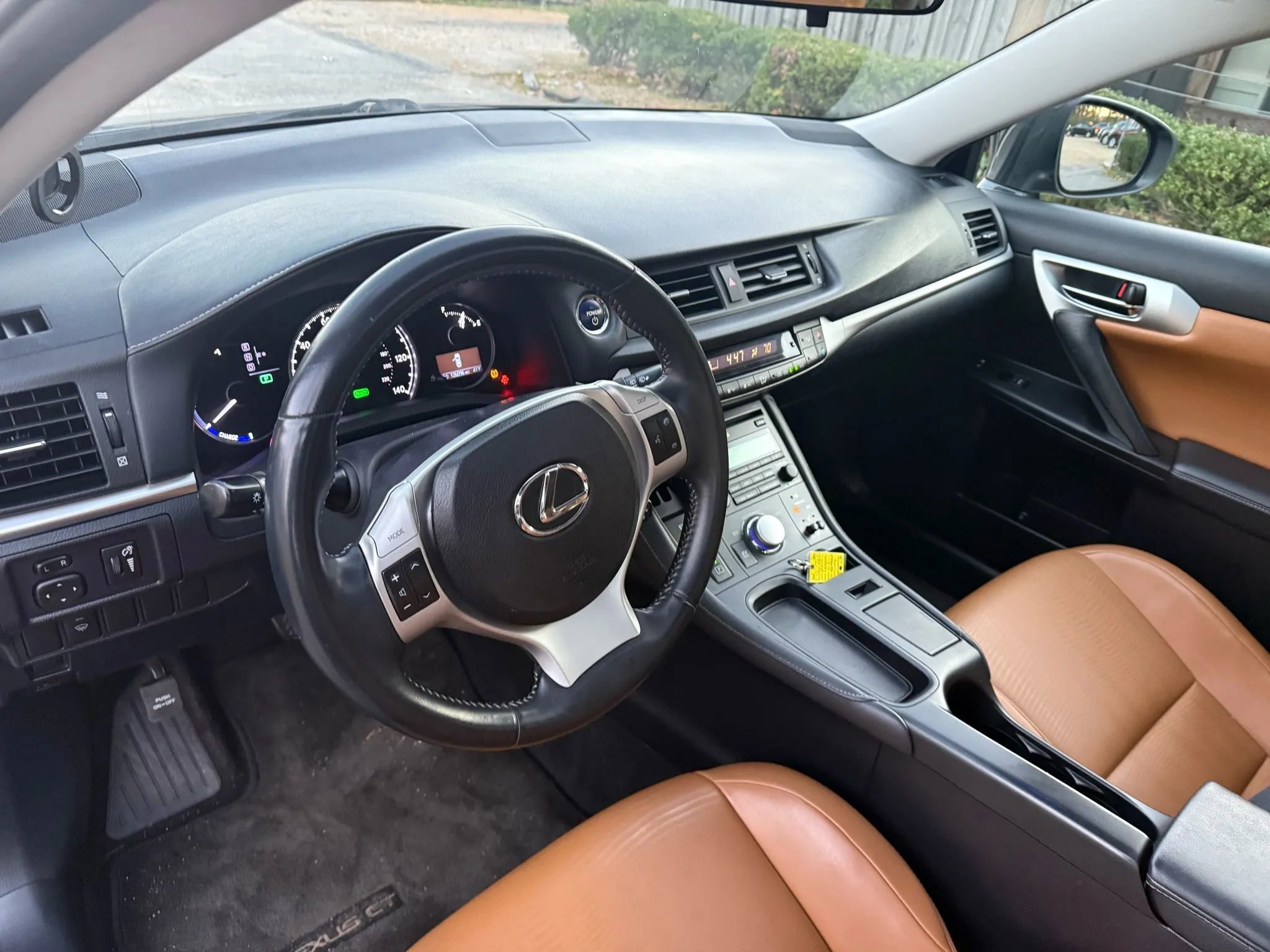 Used 2011 Lexus CT 200h image 14