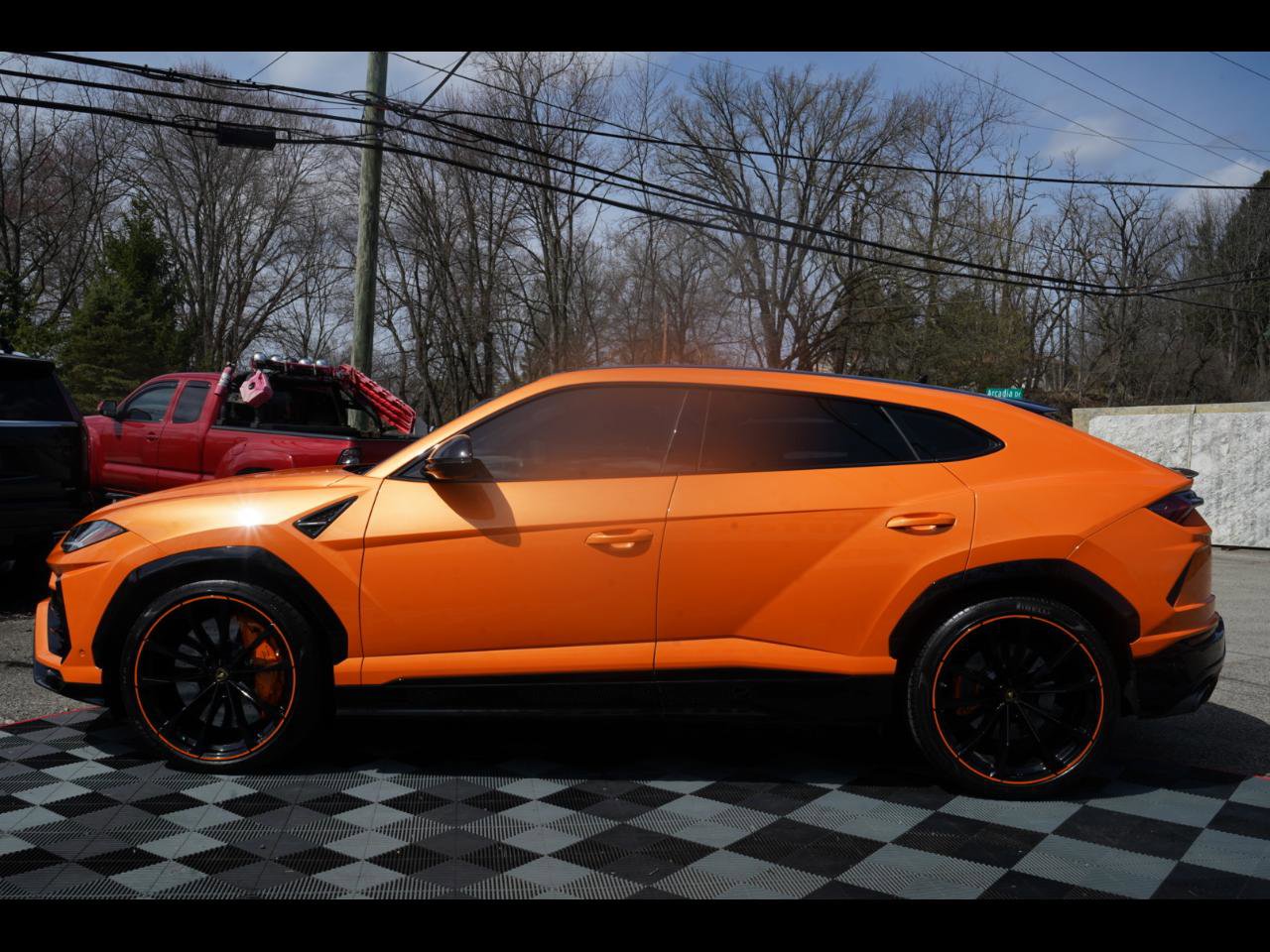 Used 2022 Lamborghini Urus AWD/4WD image 14