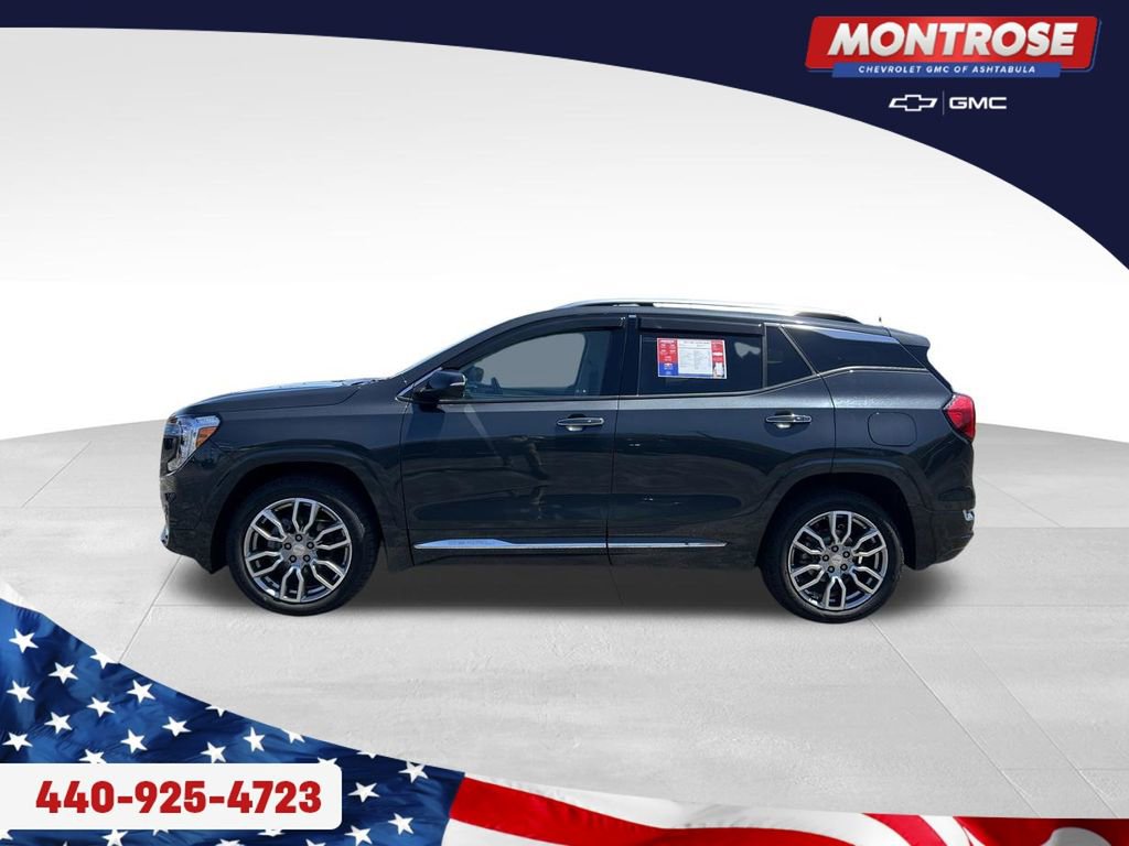 Used 2022 GMC Terrain Denali AWD/4WD image 2