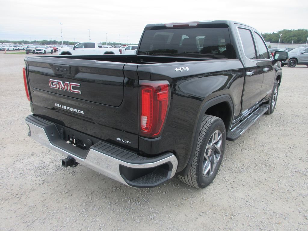 New 2026 GMC Sierra 1500 SLT w/ SLT Premium Package AWD/4WD image 5