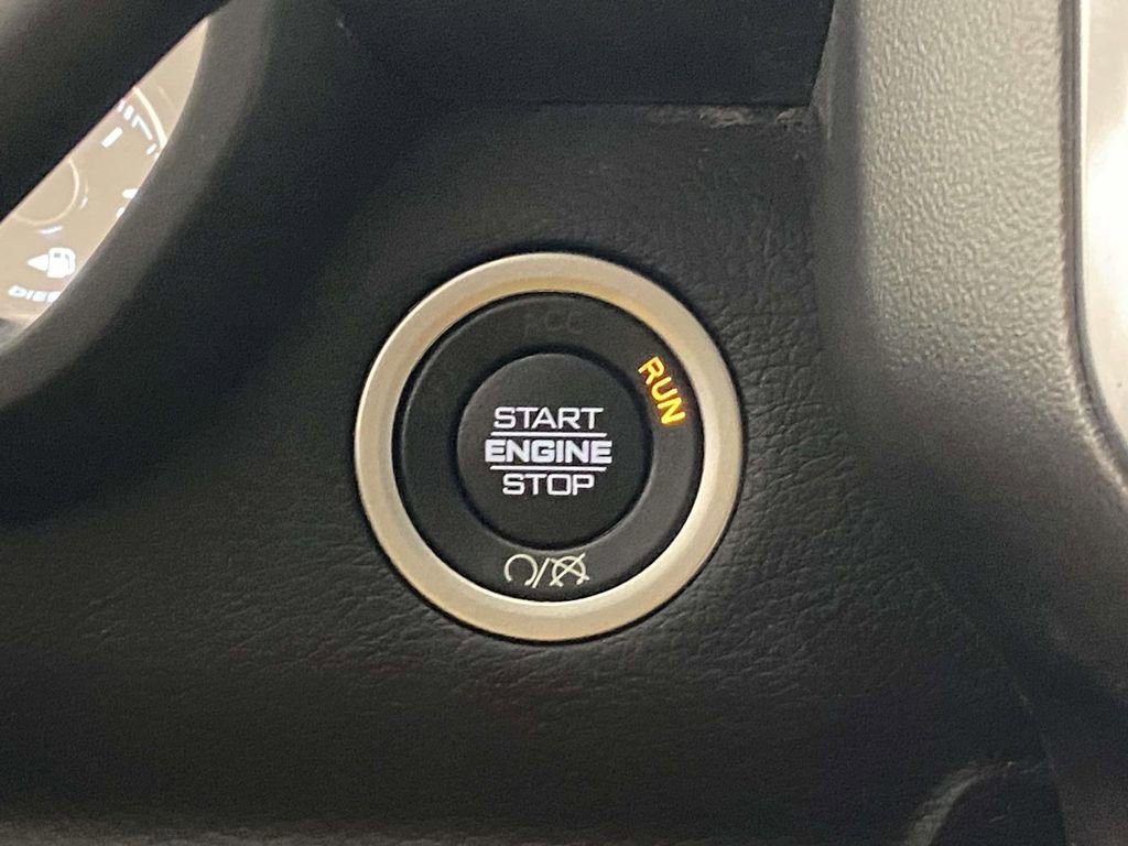 Used 2024 RAM 2500 Big Horn image 17