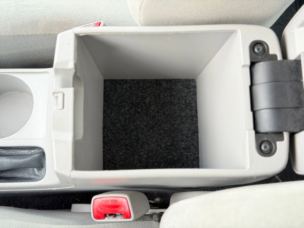 Used 2013 Toyota Corolla LE image 15