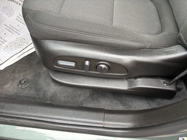 Used 2022 Chevrolet Traverse LT w/ LPO, Floor Liner Package image 12