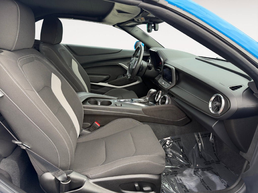 Used 2023 Chevrolet Camaro SS w/ Design Package 3 RWD image 24