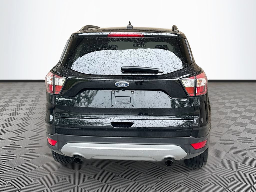 Used 2018 Ford Escape SE w/ SE Sync 3 Package AWD/4WD image 7