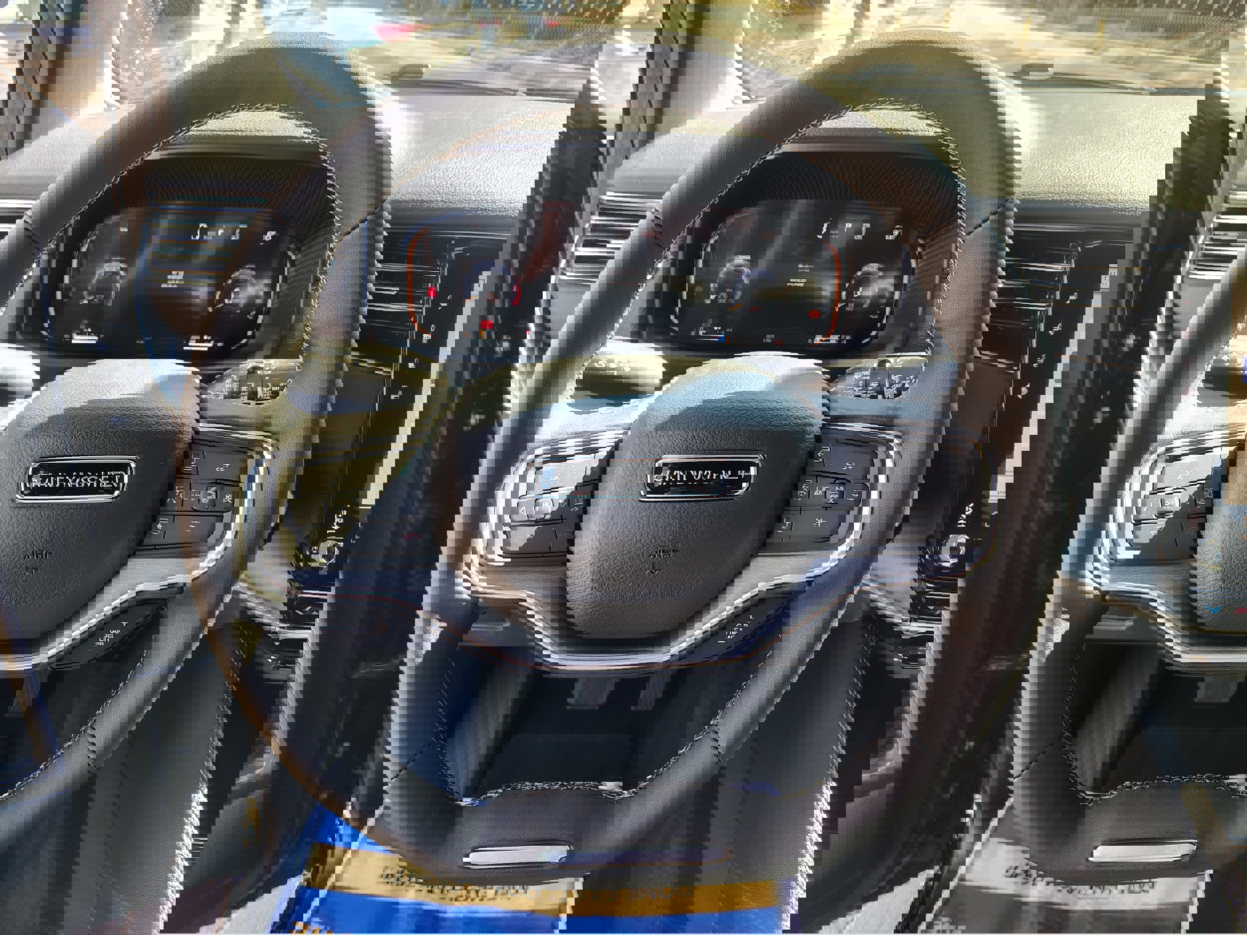 New 2026 Jeep Grand Wagoneer 4WD image 35