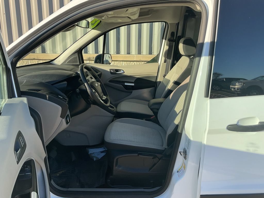 Used 2023 Ford Transit Connect XLT w/ Trailer Tow Package FWD image 9