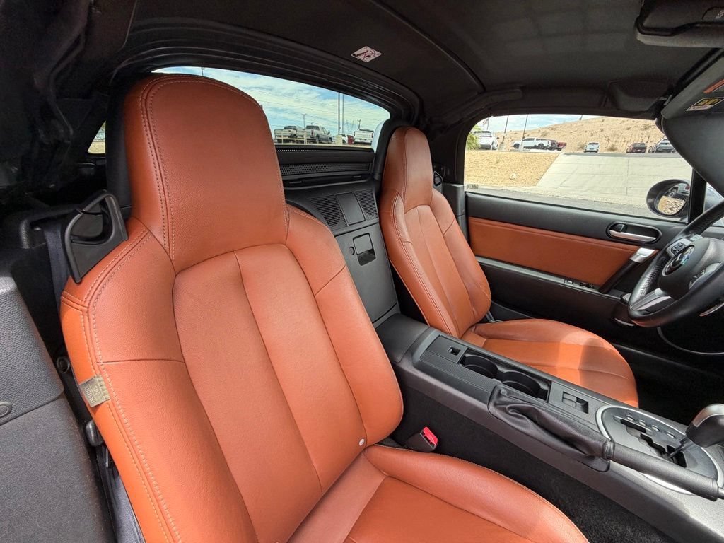 Used 2008 MAZDA MX-5 Miata Grand Touring w/ Premium Pkg RWD image 14