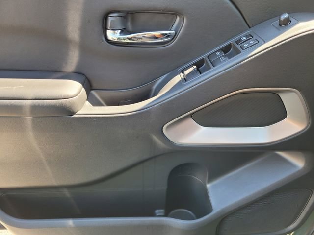 New 2026 Nissan Frontier SV w/ SV Convenience Package image 21