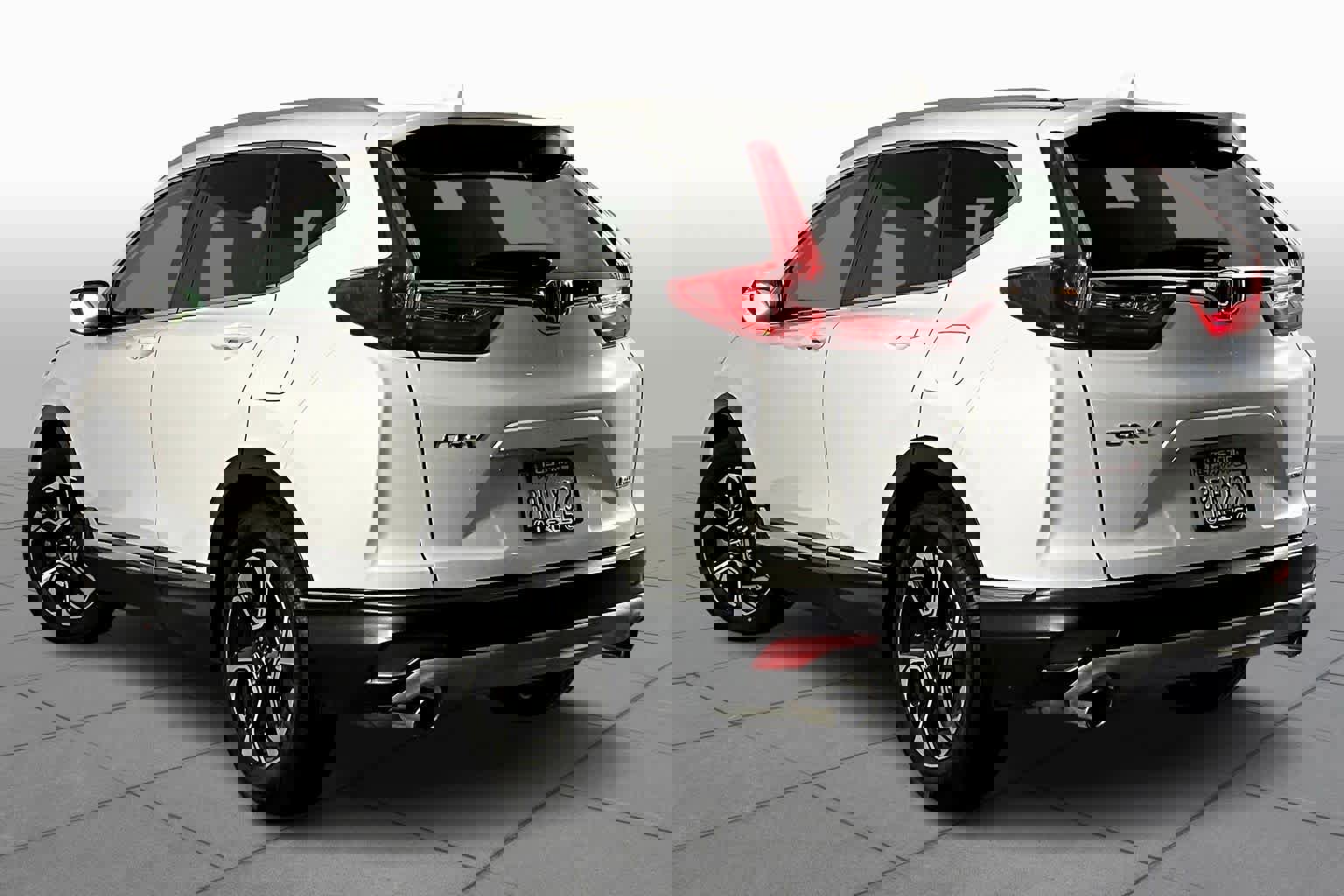 Used 2019 Honda CR-V Touring image 11