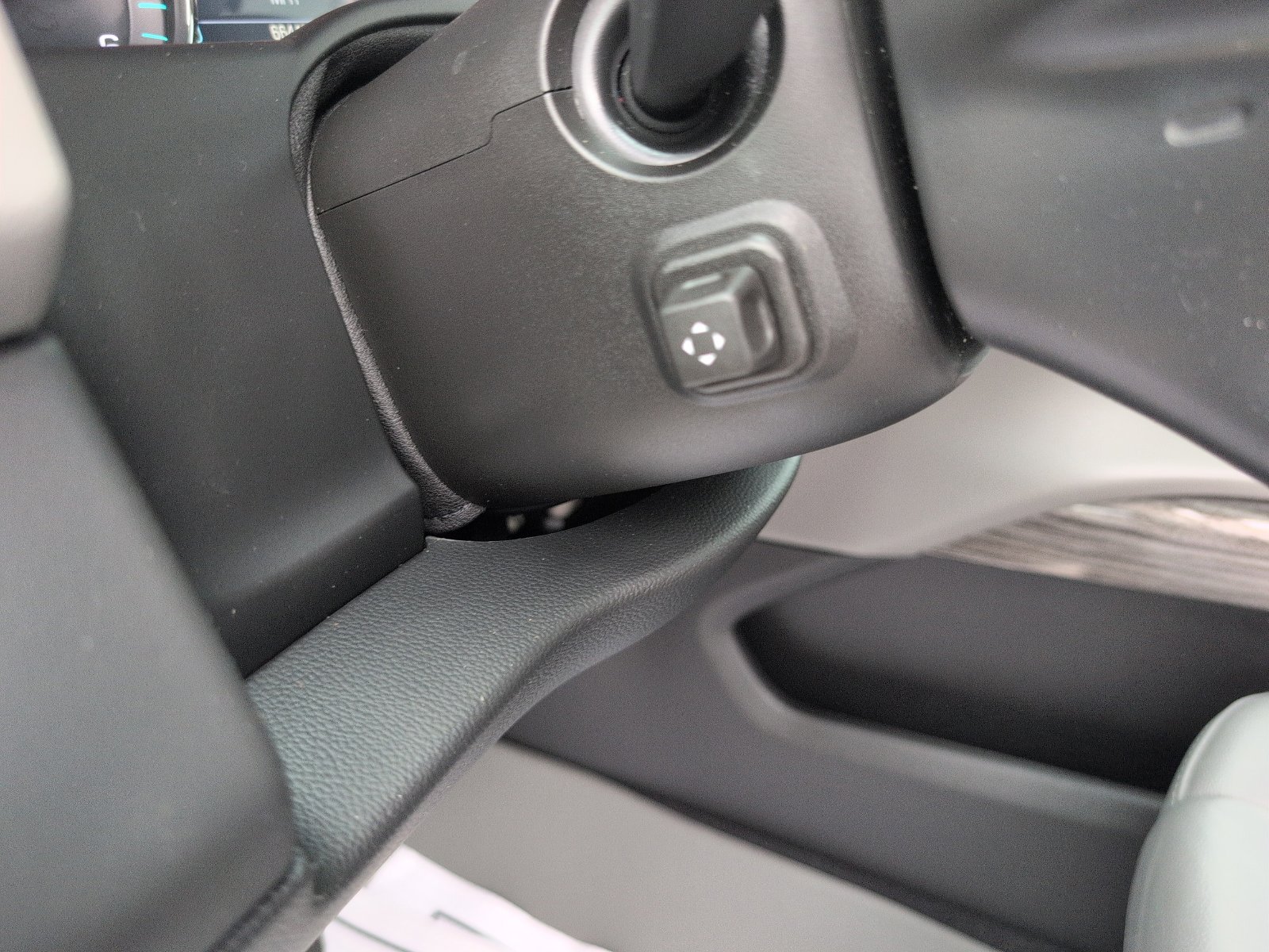 Used 2020 Chevrolet Tahoe LT RWD image 25
