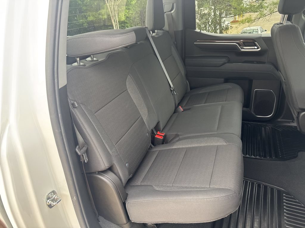 Certified 2026 Chevrolet Silverado 1500 LT AWD/4WD image 47