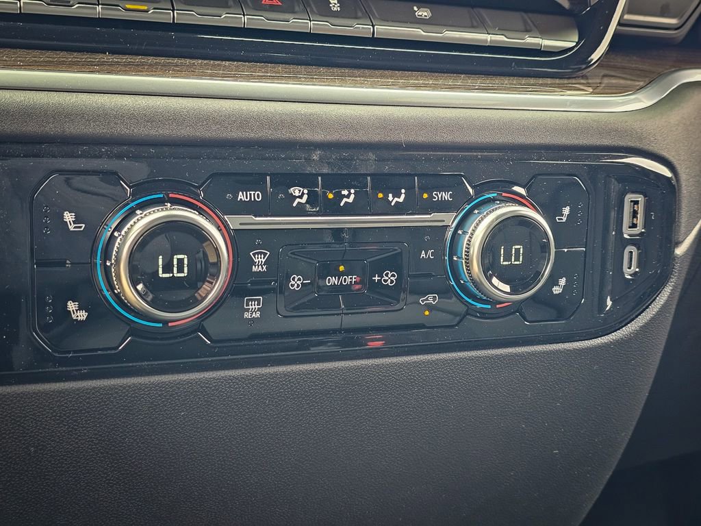 New 2026 GMC Sierra 1500 Elevation image 27