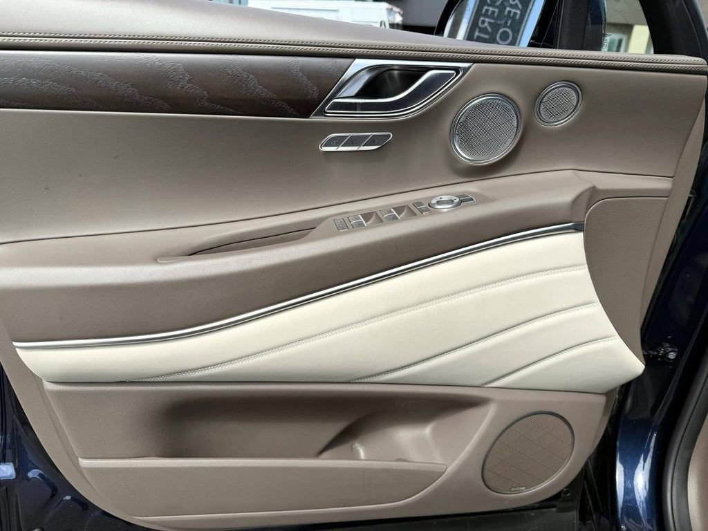 Certified 2023 Genesis GV80 2.5T w/ Prestige 20" Package image 14