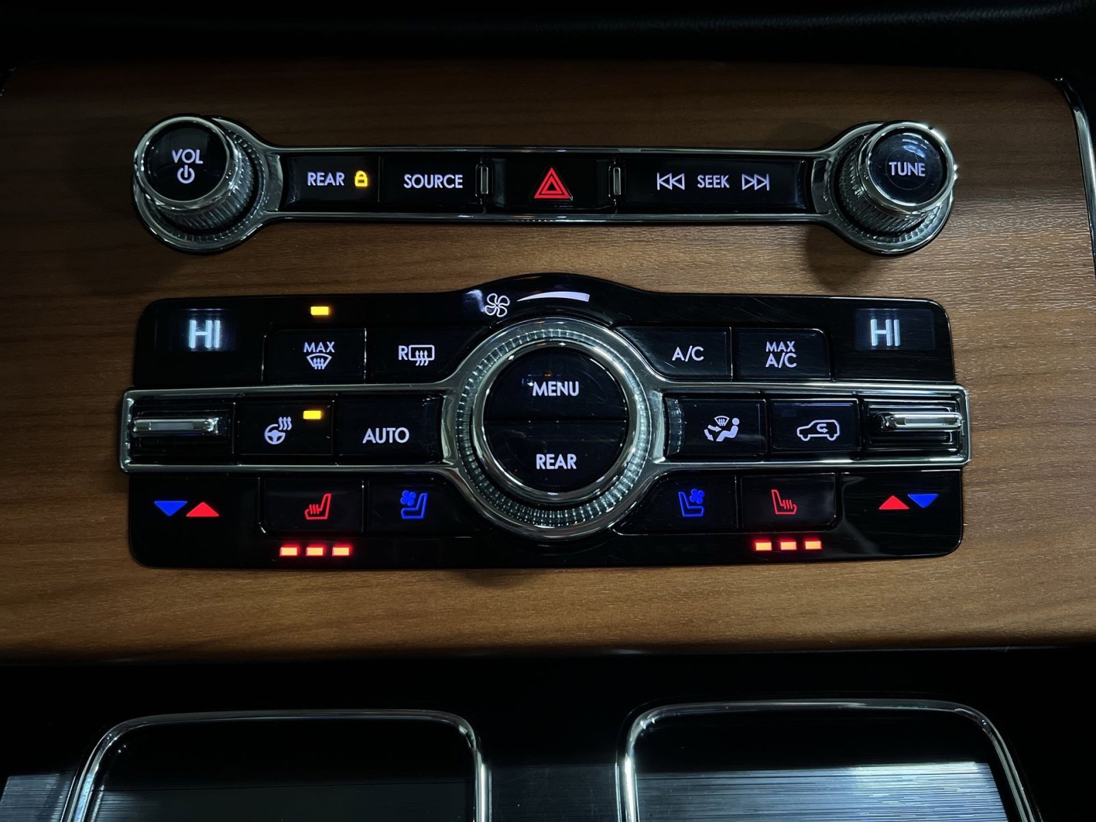 Used 2020 Lincoln Aviator Reserve w/ Equipment Group 201A image 21