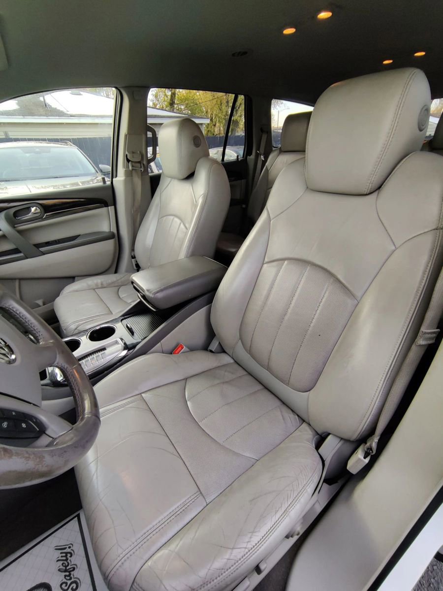 Used 2016 Buick Enclave Leather image 8