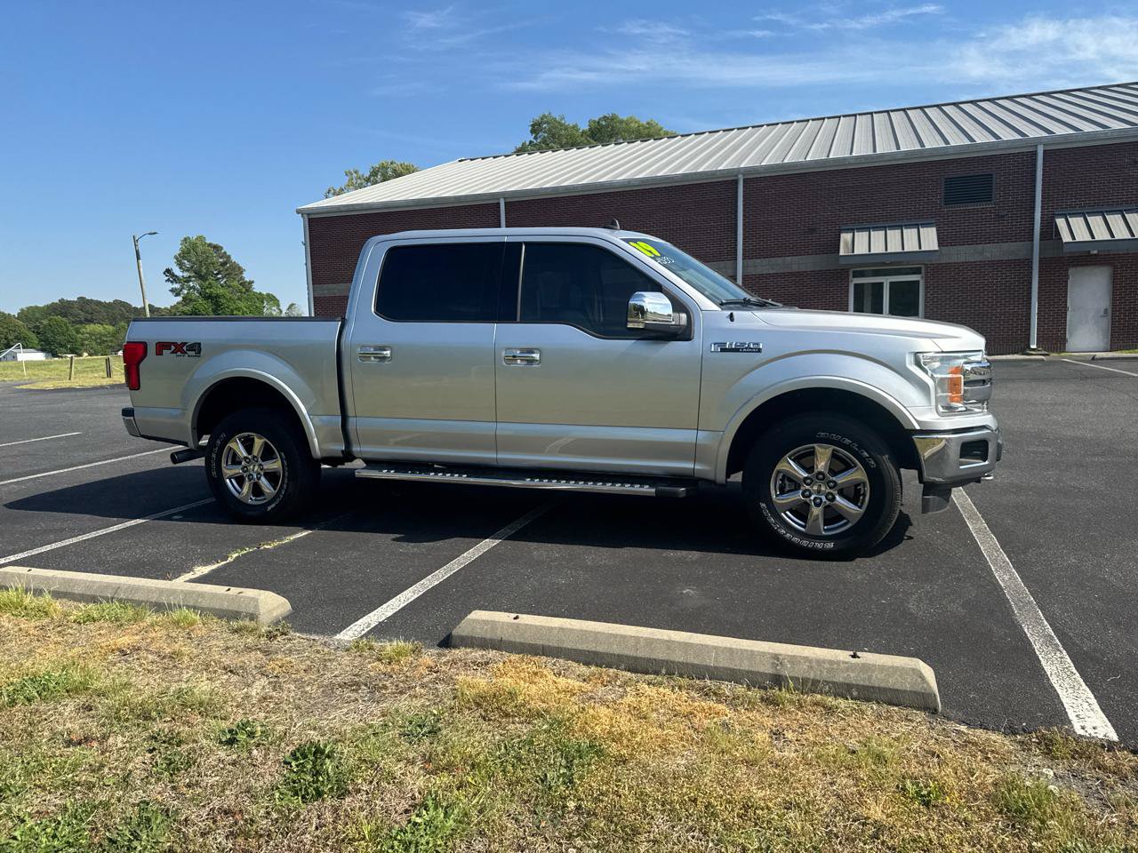 Used 2019 Ford F150 Lariat AWD/4WD image 3