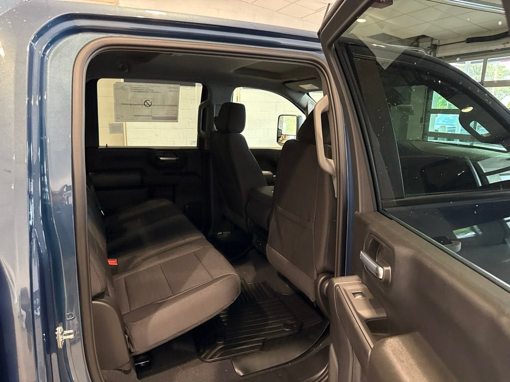 New 2026 GMC Sierra 2500 Pro AWD/4WD image 14