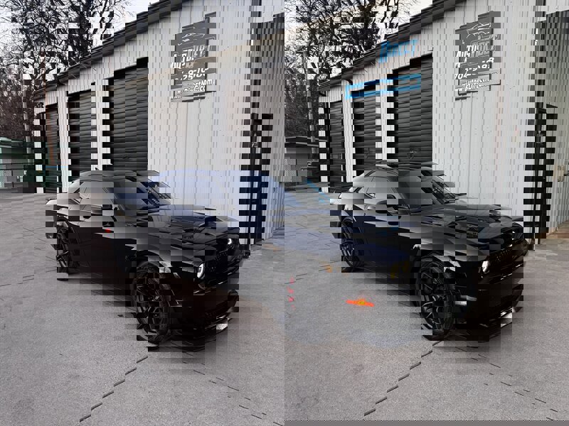 Used 2019 Dodge Challenger R/T Scat Pack w/ Widebody Package image 9