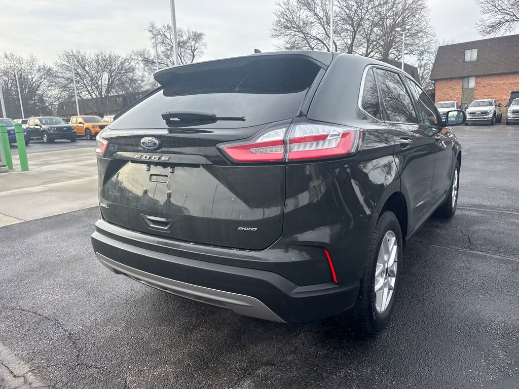 Used 2024 Ford Edge SEL w/ Convenience Package image 6