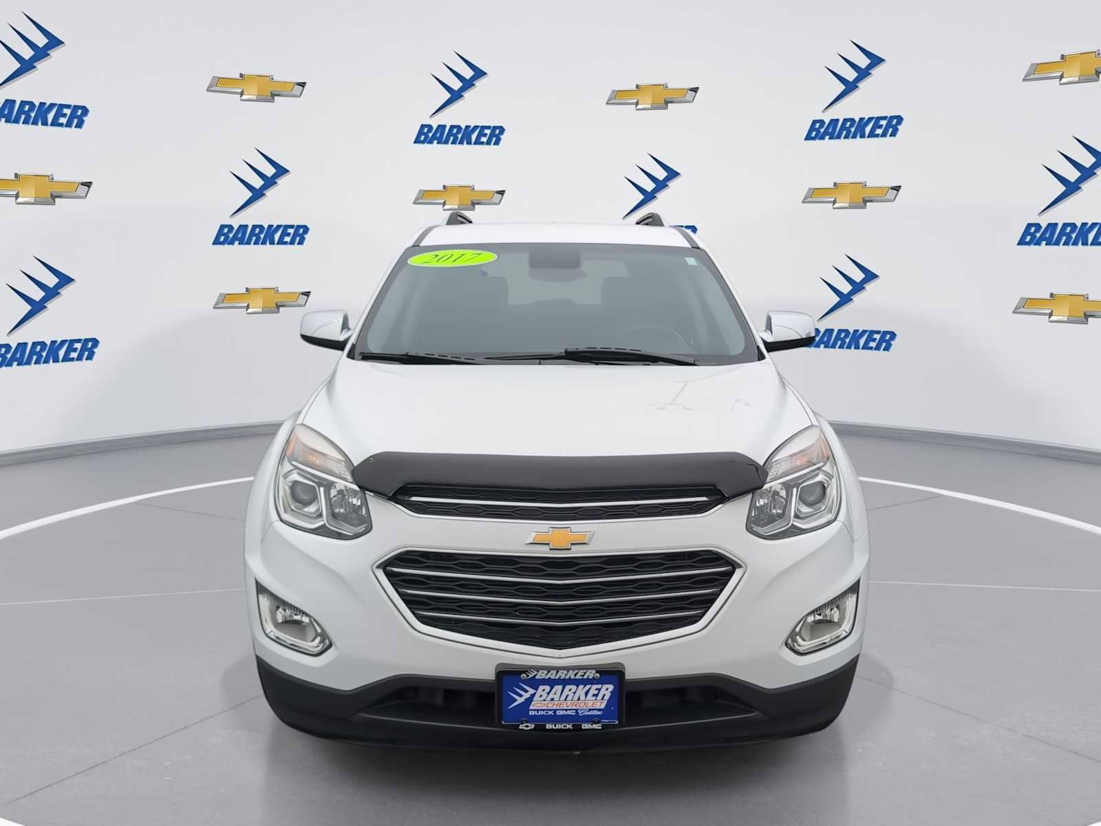 Used 2017 Chevrolet Equinox Premier image 3
