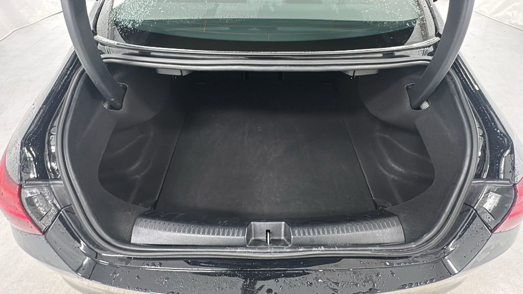 Used 2025 Mercedes-Benz CLA 250 4MATIC image 16